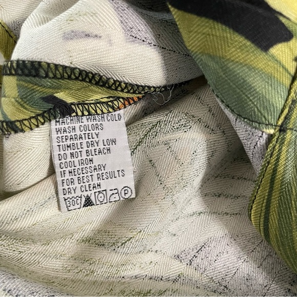Tommy Bahama 100% Silk Hawaiian Shirt Black Green Yellow Floral Print Size M - Picture 11 of 15